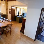 Holiday home трите къщи