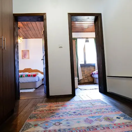 Feriehus трите къщи