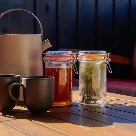 трите къщи * Leshten