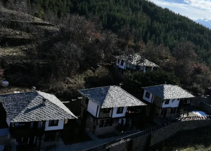 трите къщи Holiday home