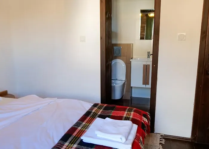 трите къщи Holiday home *